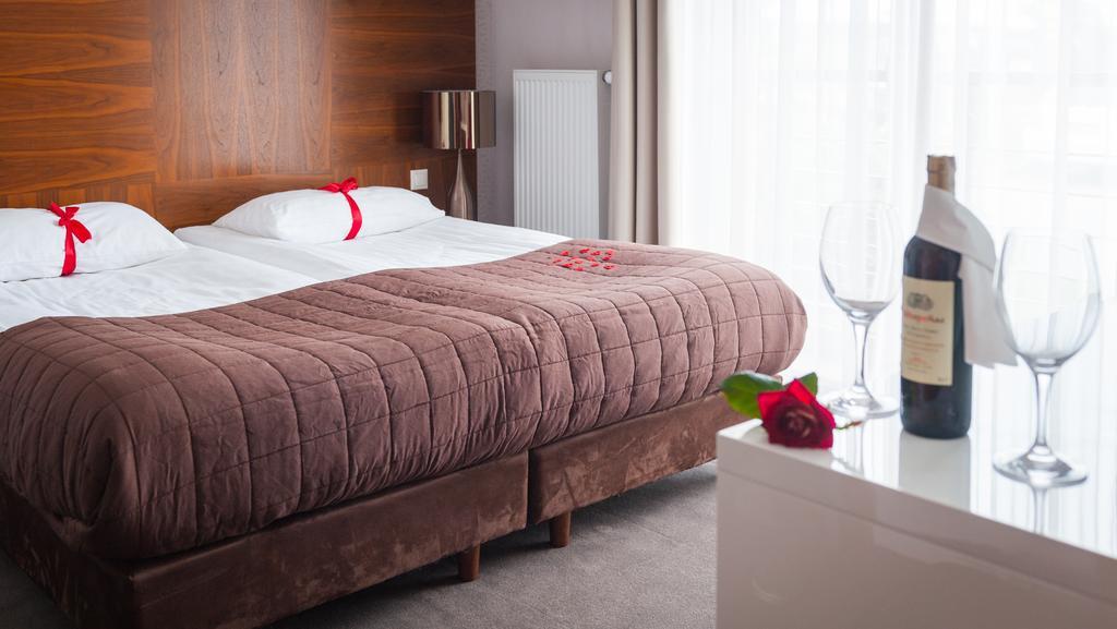 Bazuny Hotel&Spa Косцежина Стая снимка