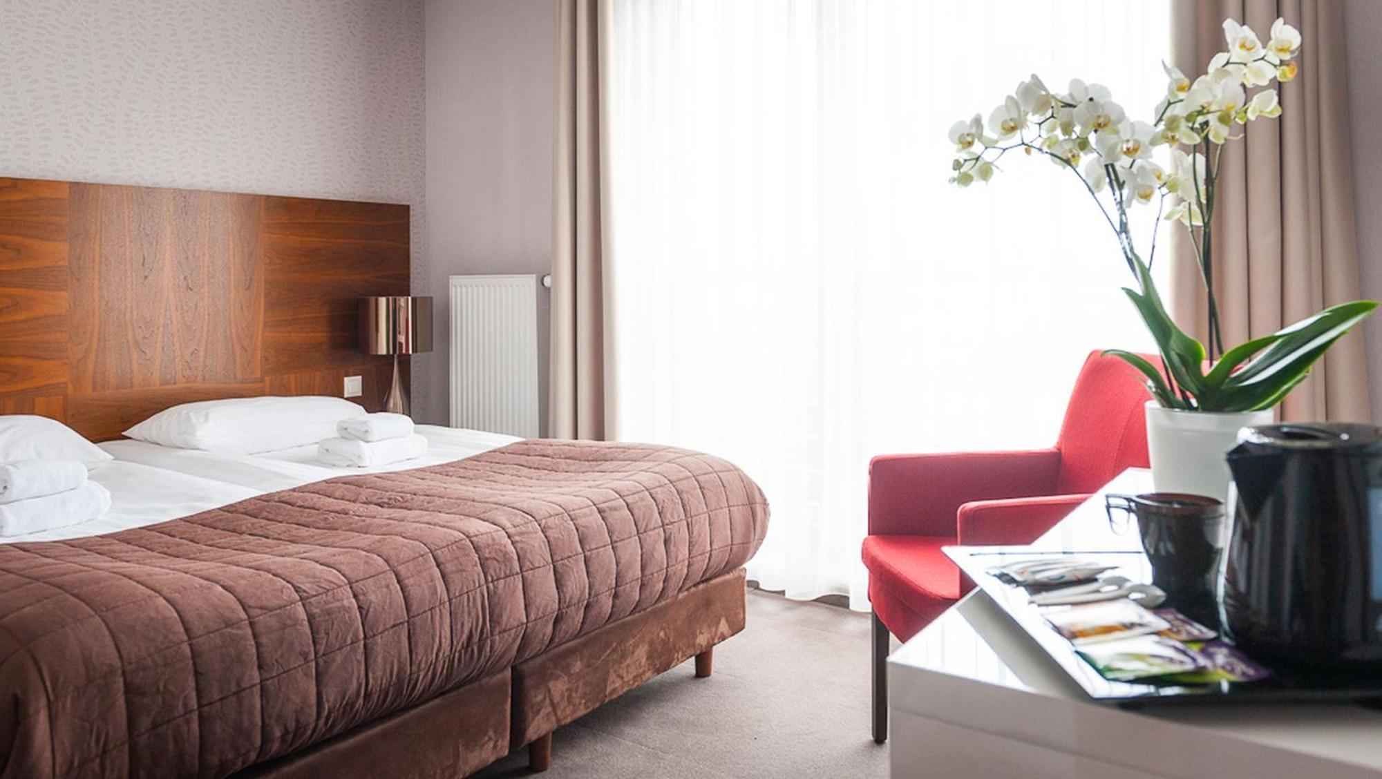 Bazuny Hotel&Spa Косцежина Екстериор снимка
