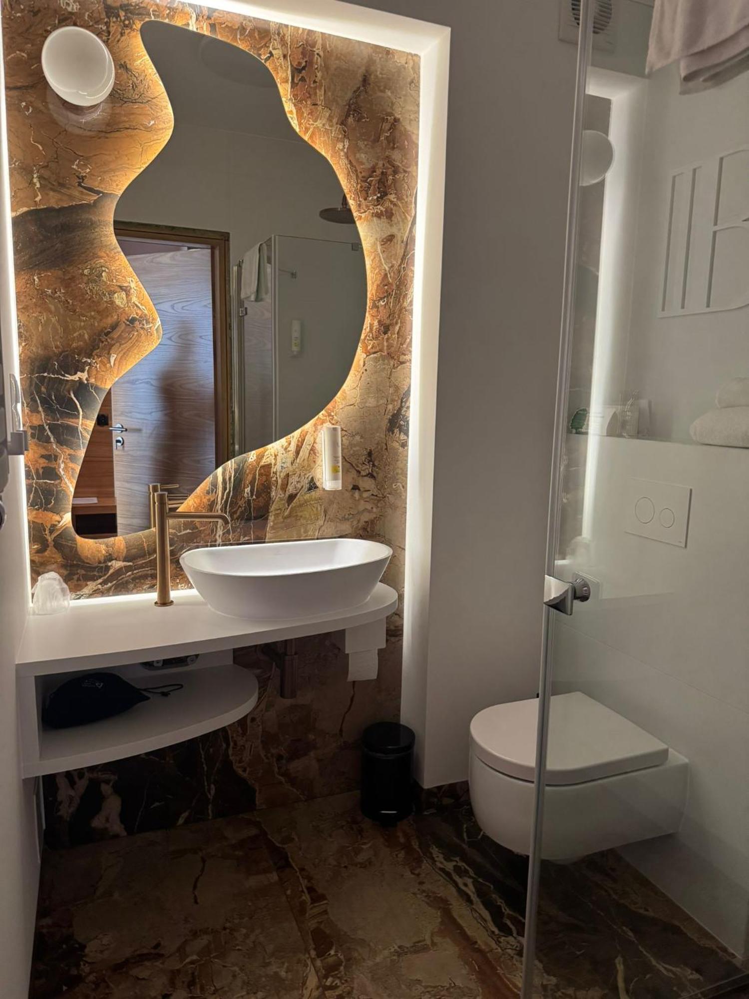 Bazuny Hotel&Spa Косцежина Екстериор снимка